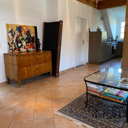 Helle Und Ruhige Dachgeschosswohnung ميونيخ المظهر الخارجي الصورة