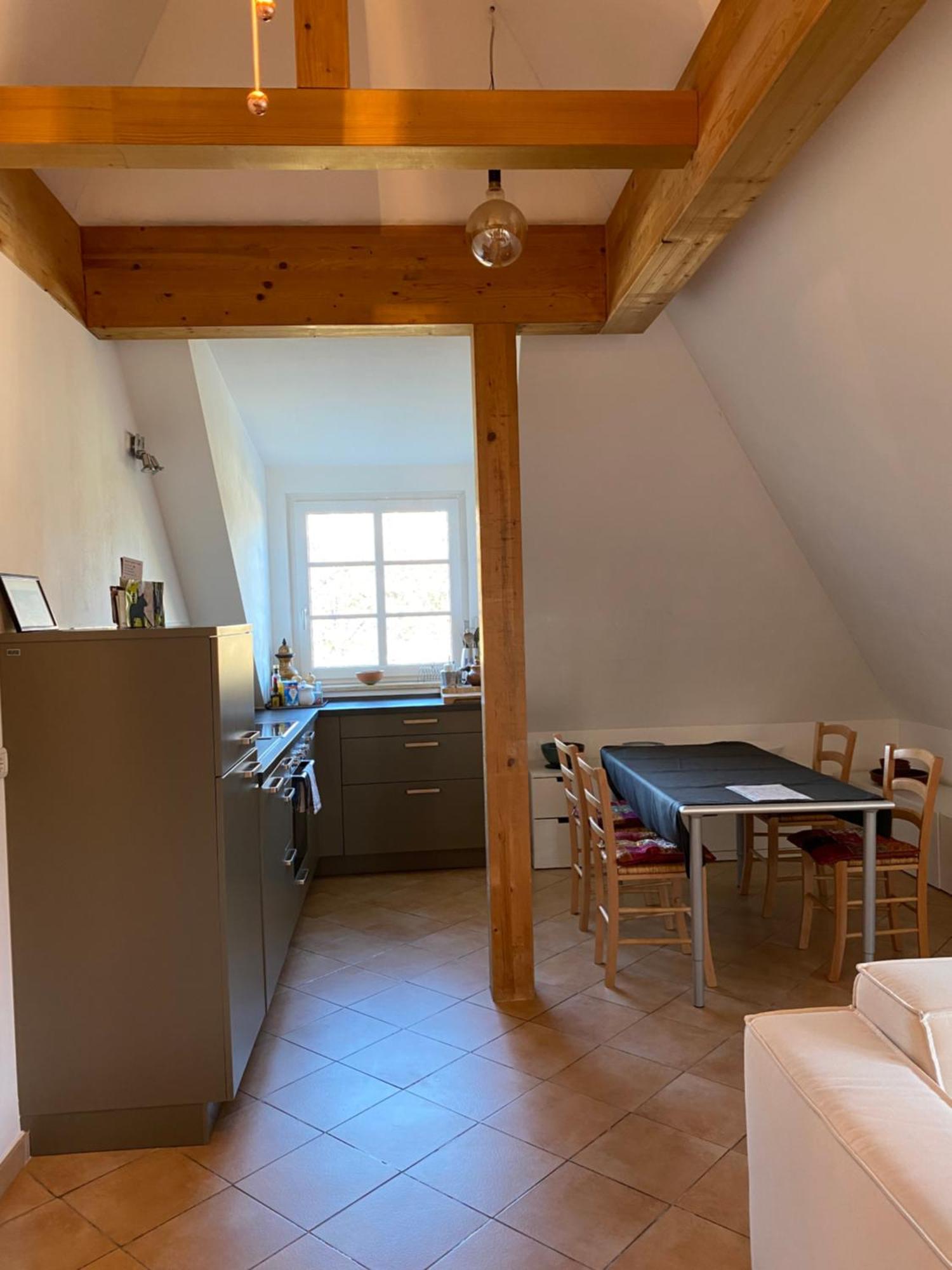Helle Und Ruhige Dachgeschosswohnung ميونيخ المظهر الخارجي الصورة
