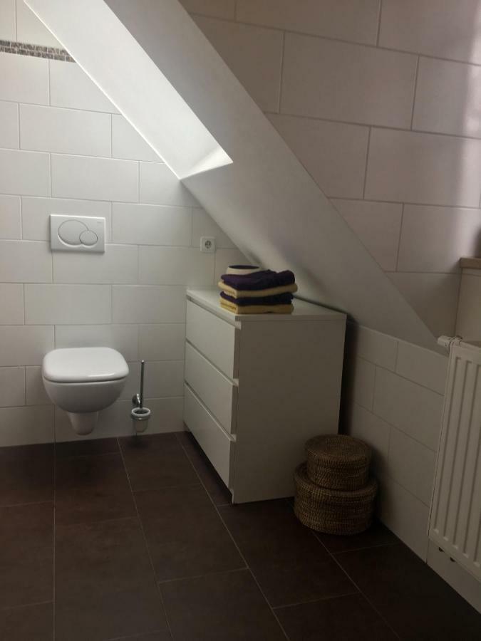 Helle Und Ruhige Dachgeschosswohnung ميونيخ المظهر الخارجي الصورة